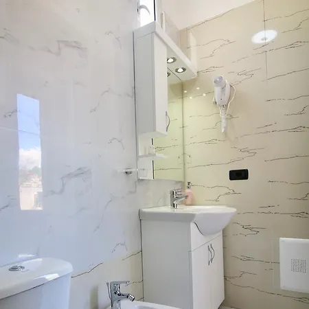 Szálloda Orestiada Berat